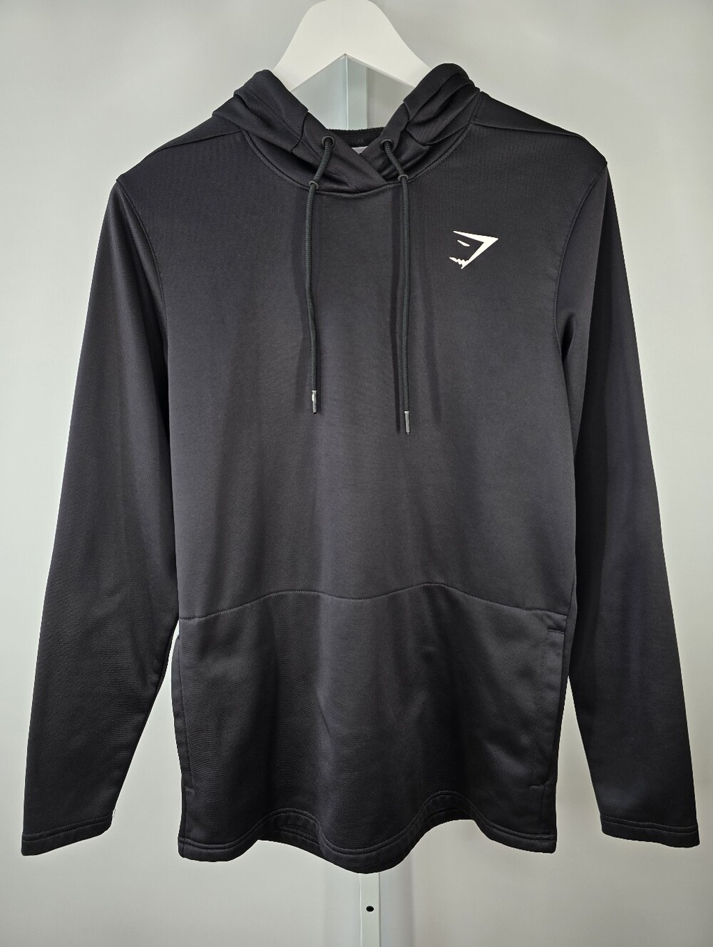 Gymshark Arrival Hoodie Black Slim Fit Performance Pullover Sweatshirt Size S